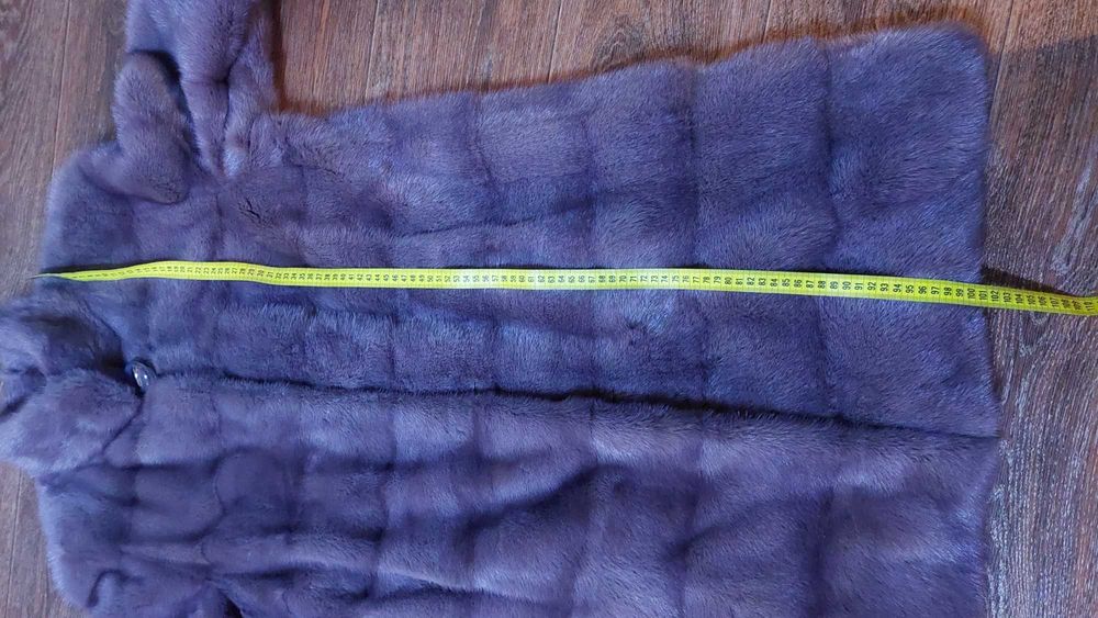 Жіноча шуба в гарному стані