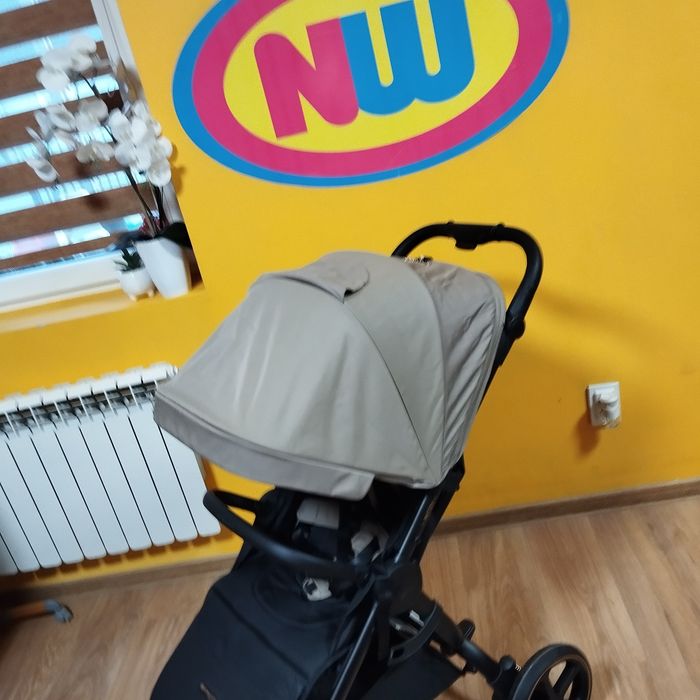 Nowy wózek spacerowy do 27 kg koła żelowe