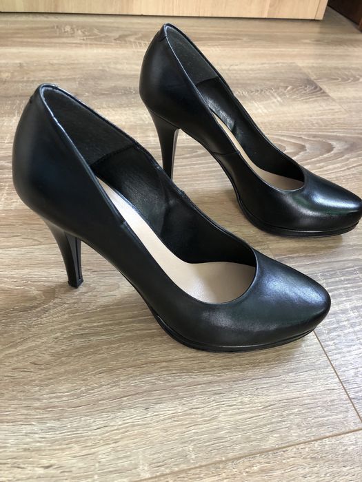 Buty na obcasie, czarne szpilki, Lasocki 36, super stan