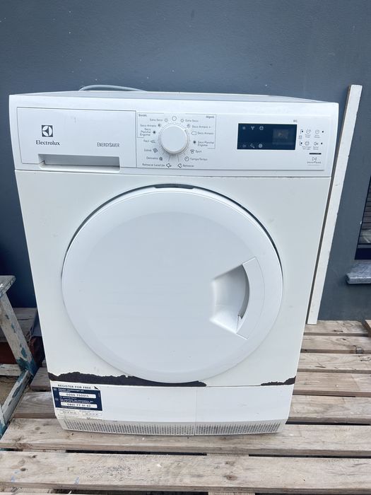 Máquina de secar roupa