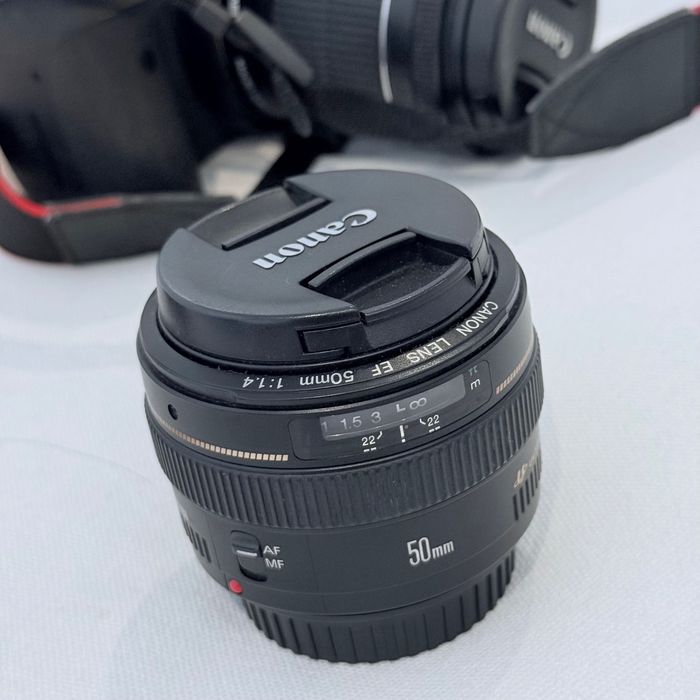 Canon EOS Rebel T6i + Lente EF 50mm