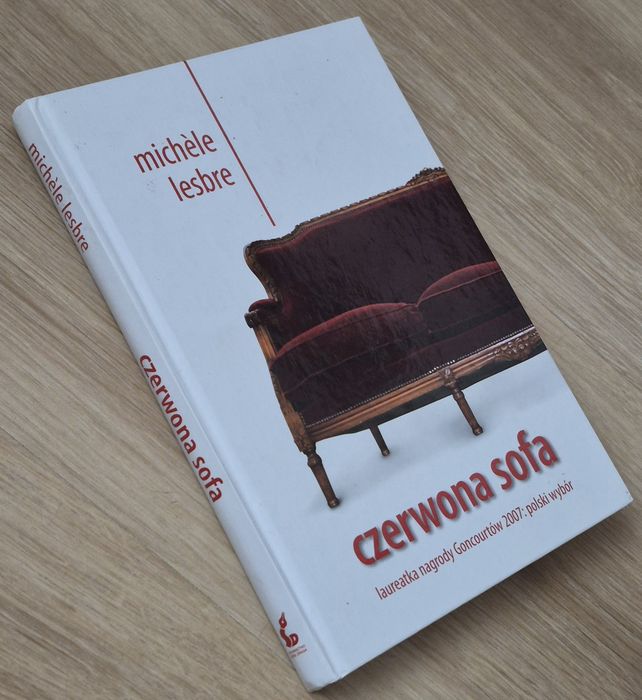 Czerwona sofa Michele Lesbre