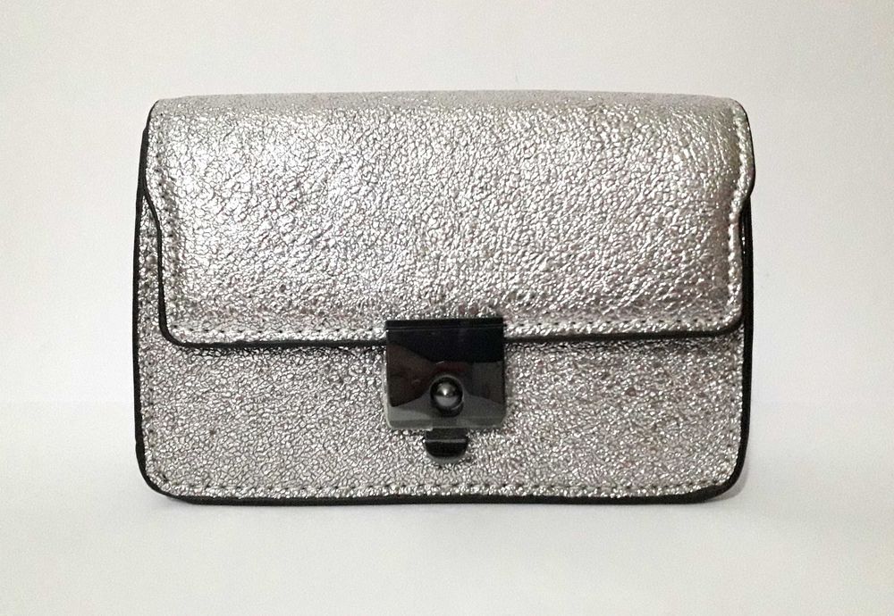 Mini Mala prateada tiracolo da Mango Nova