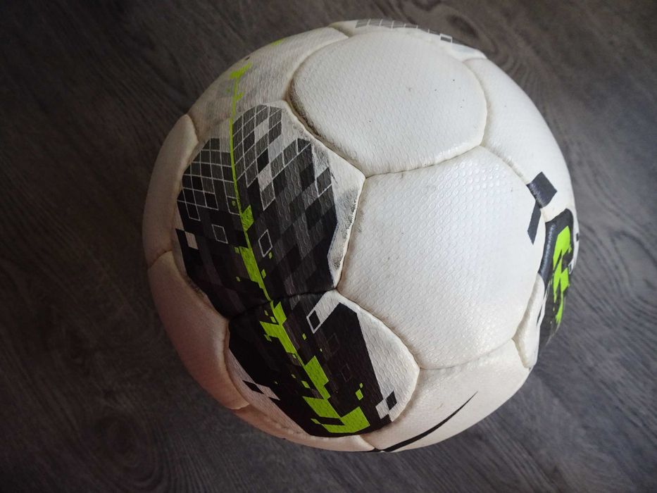 Bola futebol de jogo match ball 2011 Nike Seitiro