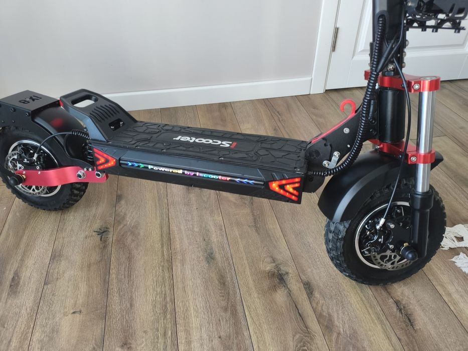 електросамокат Iscooter ix8 повний привід 2*1200W , 60 км пробігу,стан нового ТОРГ