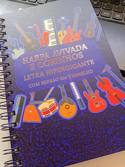 Harpa Avivada e Corinhos Letra Hipergigante