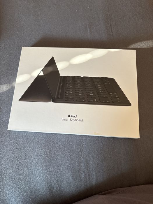 Apple ipad smart keyboard