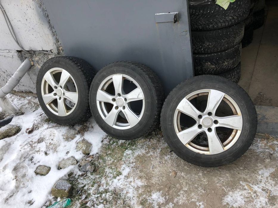 777 R17 5/120 3шт Dia 65,1 VW T5 T6