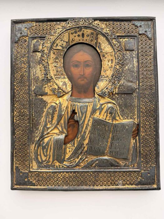 Старирная икона в серебрянном окладе 31,5 на 27 см