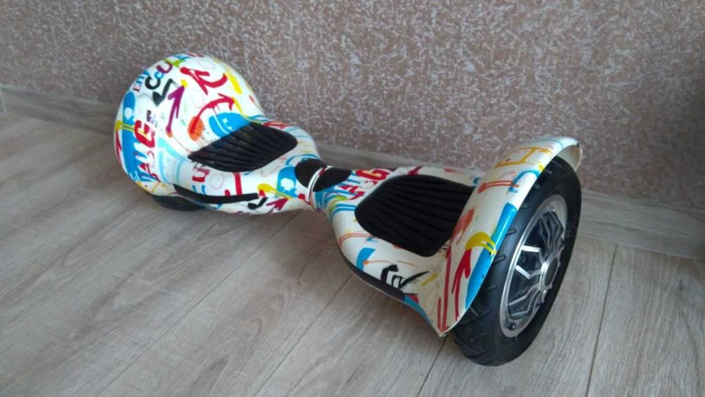 Гіроскутер GYRO - з інструкцією, має Bluetooth і LED-підсвітку.