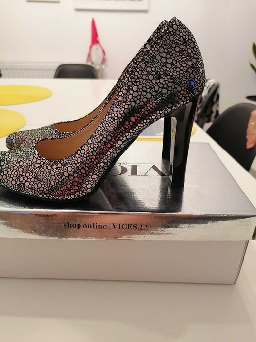 Buty szpilki nowe