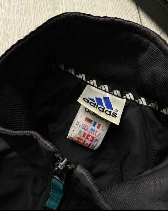 Бомбер Adidas Vintage: 400 грн. - Бомбери Ратне на Olx