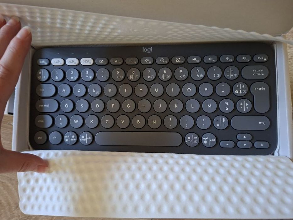 Клавіатура Logitech PEBBLE KEYS 2