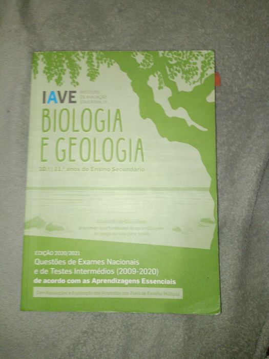 Explicações de Biologia e Geologia/Física e Química 10/11° ano