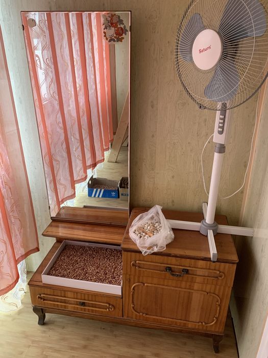 Продам Спальний набір