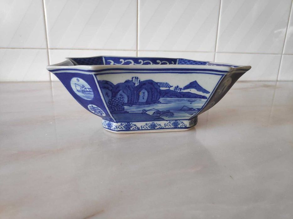 Tigela de porcelana chinesa 8 lados (Kangxi)