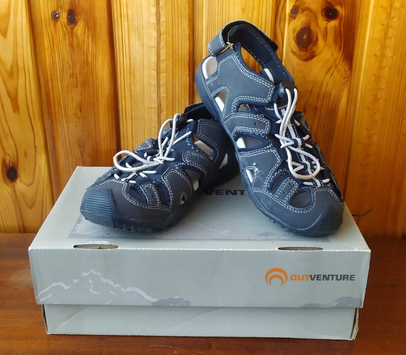 Сандалики на подростка 35 р. новые