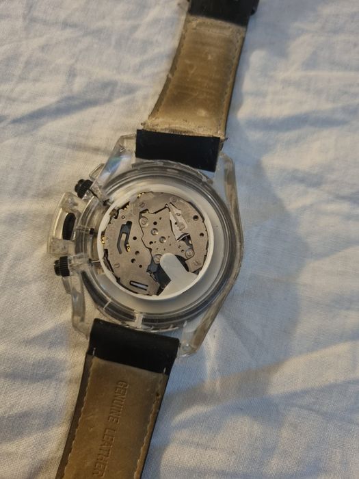 Relógio Eletta para arranjo ou peças ta sem a tampa