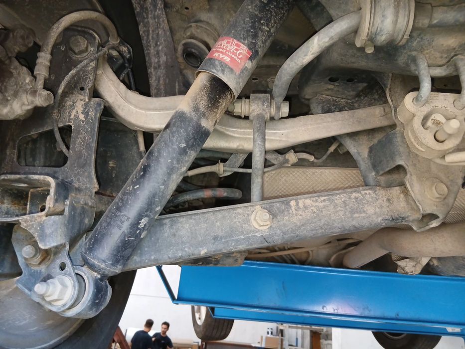 Braço de suspensão trás esquerdo NISSAN QASHQAI +2 (JJ10E)