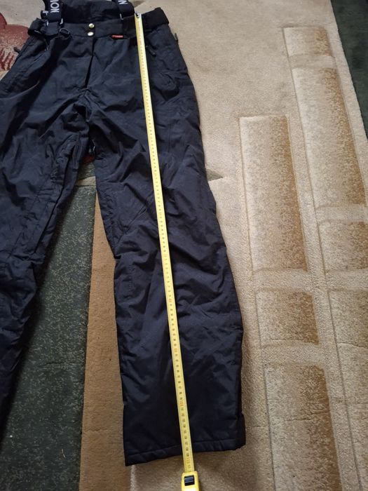 Продам лижний костюм