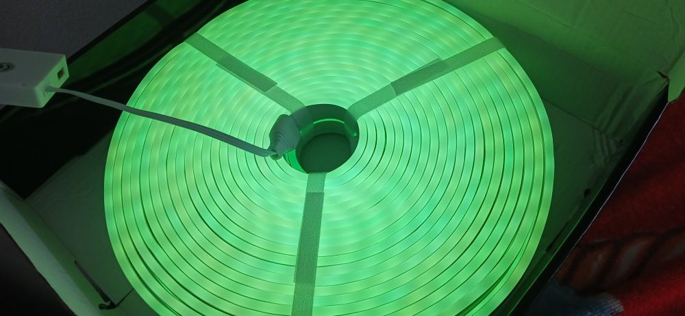 Fita led  RGB LED NEON,ideal para festas ,decoracao
