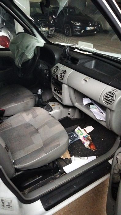 RENAULT KANGOO 1.5DCI 2006 PARA PEÇAS