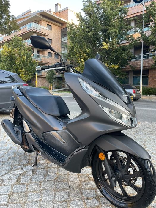 Honda PCX 2020 — €2.200