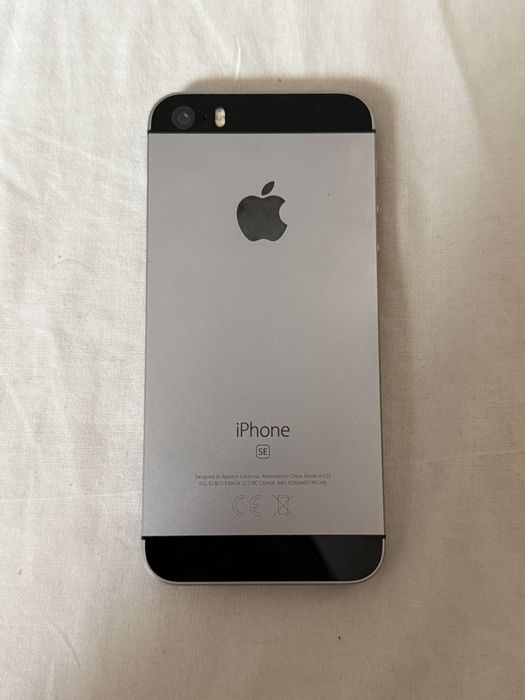 Telefon Iphone SE