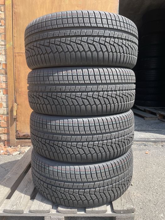225/45 R18 Hankook Winter I*cept evo2 (Венгрія) 4шт./ Нові / зима