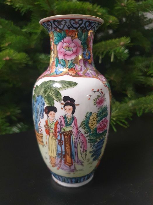 Wazon chińska porcelana  antyki PRL