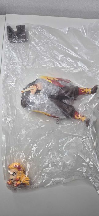 Figura Demon Slayer Grandista Kyojuro Rengoku 24cm Banpresto