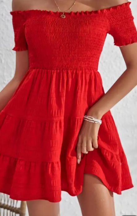 Sukienka czerwona rozmiar M nowa