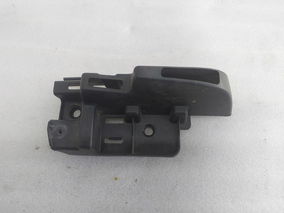 Guia de pára-choques trás direita CITROËN Berlingo Van (K9)