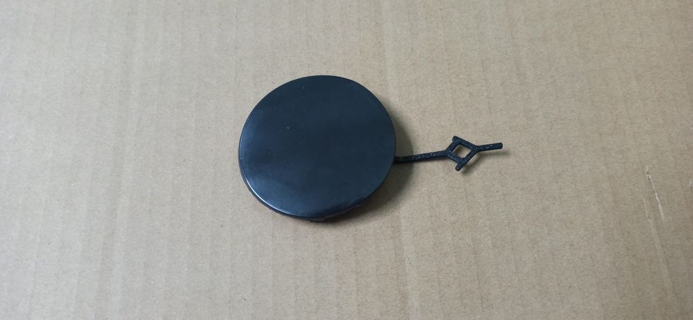 Заглушка крюка переднього бампера Chevrolet bolt EUV 42779868