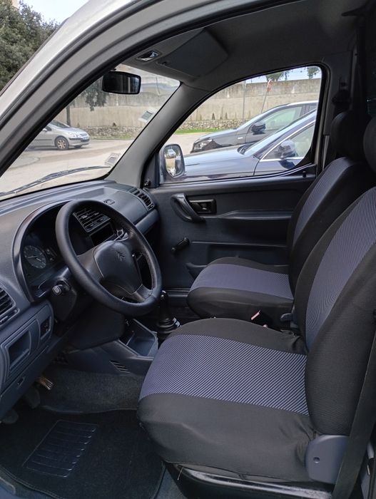 148000km.   Reservado