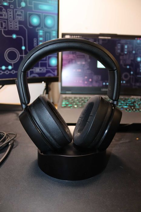 Słuchawki bezprzewodowe nauszne ROCCAT Syn Max Air ze stacją dokującą (6768)