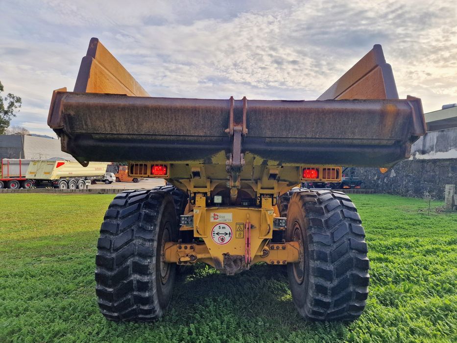 Dumper volvo A  25D