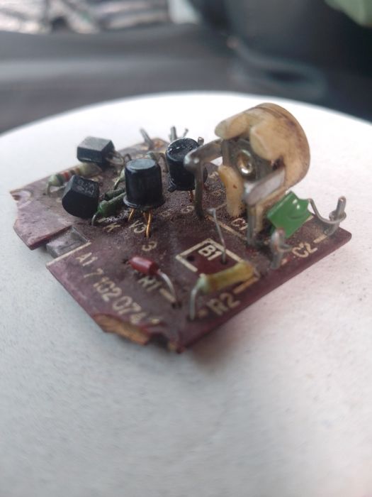 Мікроперемикач, микропереключатель МИ3В, радіодеталі