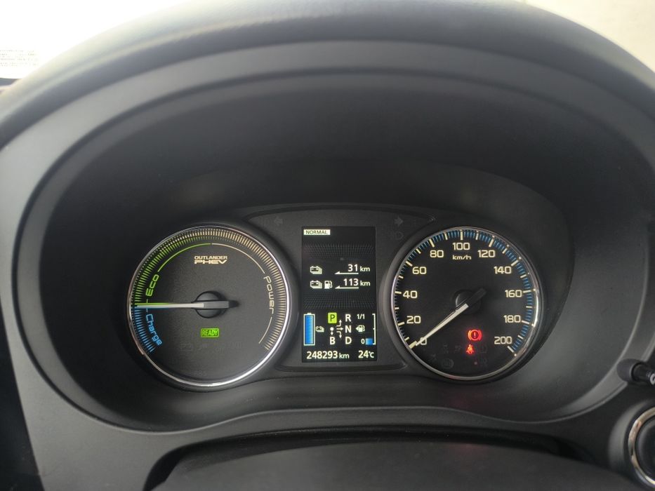 Mitsubishi Outlander PHEV 2.0 + GPL