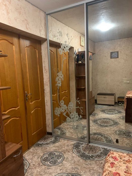 2-кімнатна квартира в центрі Долини • 2 поверх • техніка • меблі