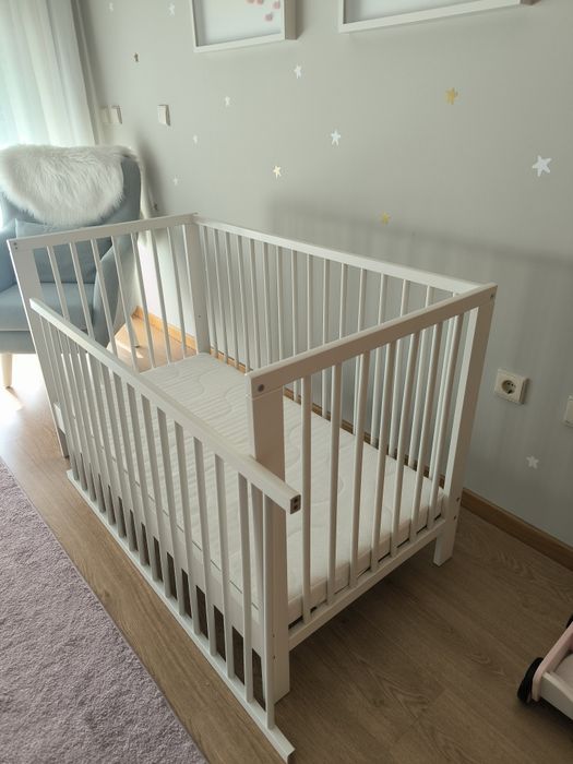 Berço IKEA  + colchão + forra