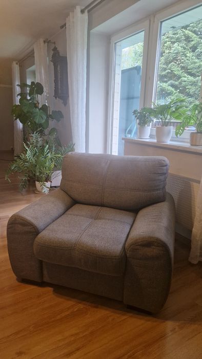 Wygodny duży fotel