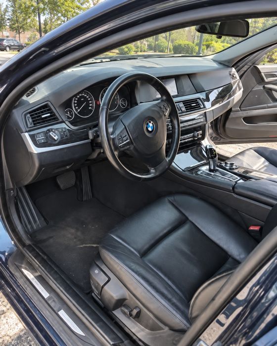 BMW 520d Touring (F11) de 2013, caixa automática, 2.0 Diesel e 280.000 km. foto 4