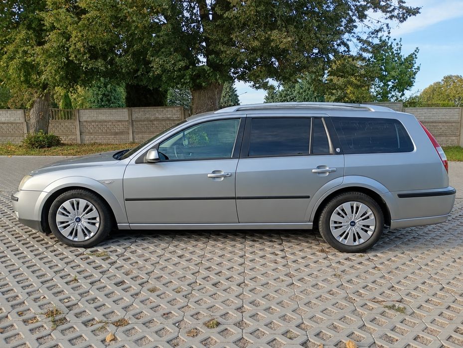 Ford Mondeo Ghia