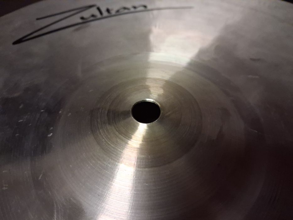 Pratos de choque Caz de 15" da Zultan