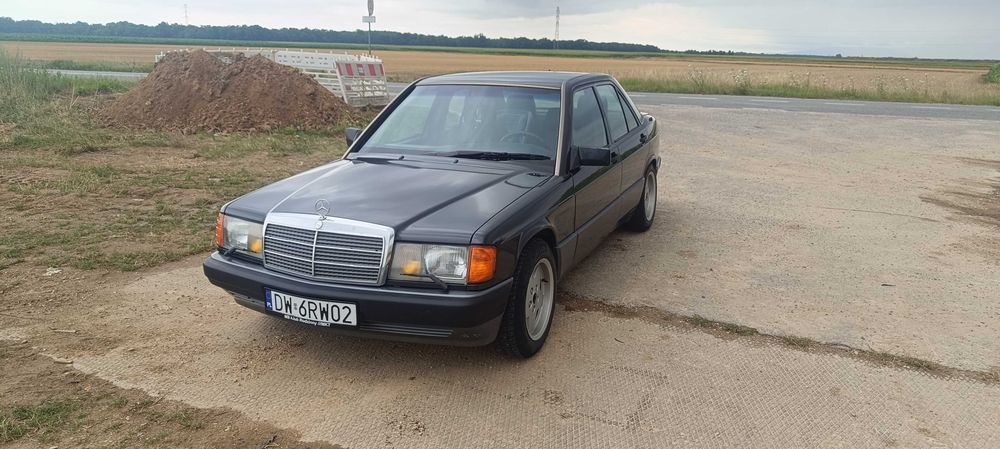 Mercedes-Benz Seria 190
