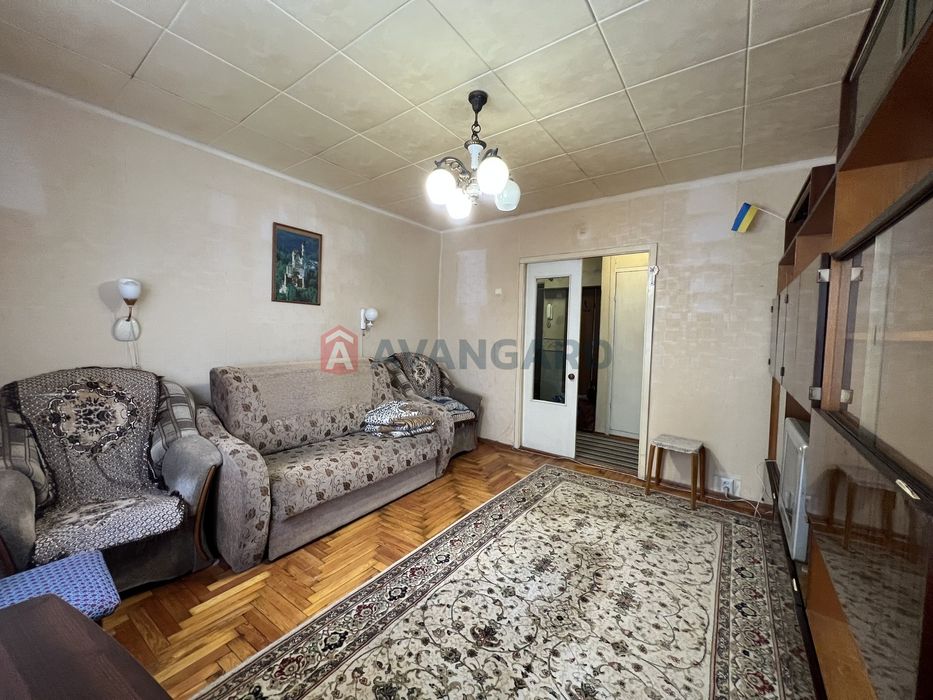 Продається 2 кім квартира.