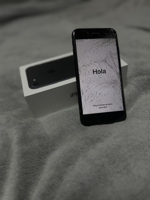 Продам Iphone 7 32 GB