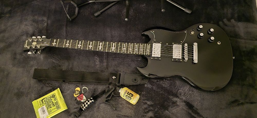 Электрогитара SG Тони Айомми