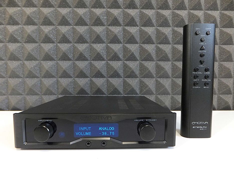 EMOTIVA STEALTH DC-1 - przetwornik DAC z przedwzmacniaczem / karton